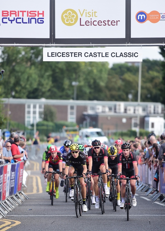 Chris Lawless crosses the line first at the Castle Classic (11) Chris Lawless crosses the line first at the Castle Classic (11)