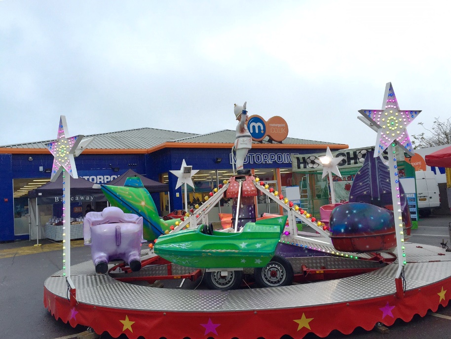 Motorpoint Chingford Christmas Fayre pulls up in bumper crowds Motorpoint Chingford Christmas Fayre pulls up in bumper crowds