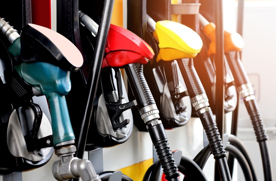 Choosing Between a Petrol or Diesel Car Choosing Between a Petrol or Diesel Car
