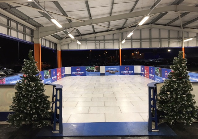 Motorpoint are offering people the chance to ice skate for free this weekend at its branch in Castleford