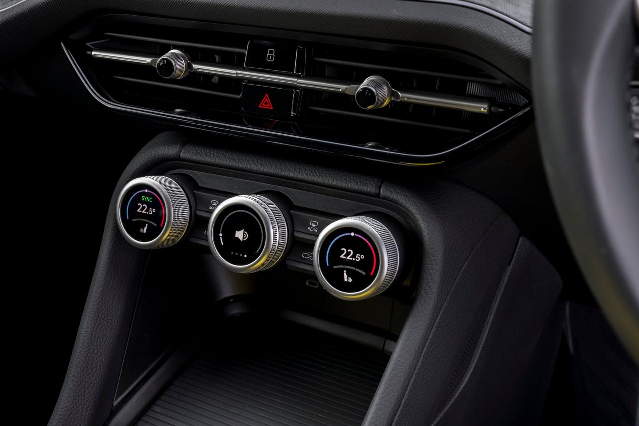 2024 Skoda Kodiaq interior smart dials