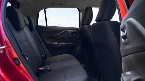 2025 suzuki swift rear seats