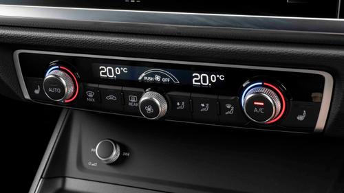 Audi Q3 climate controls
