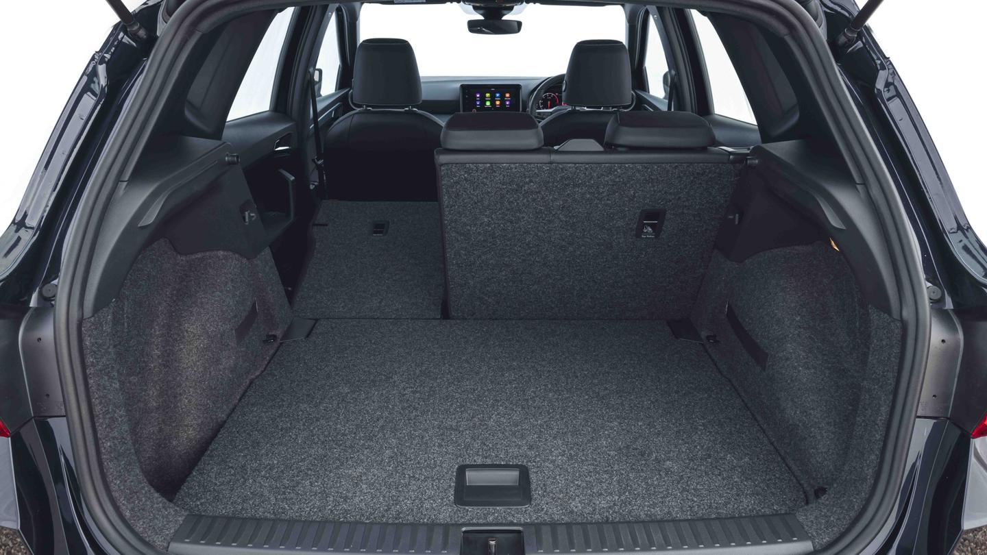 SEAT Arona boot