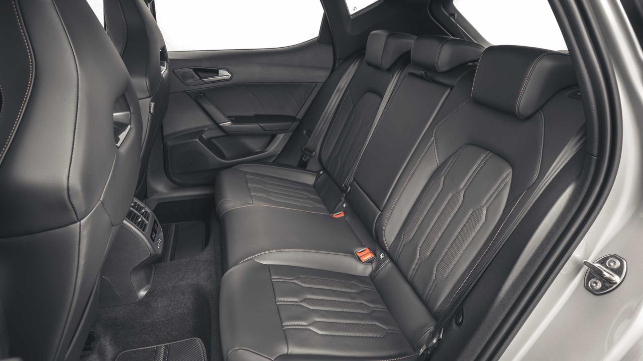 Cupra Leon rear seats