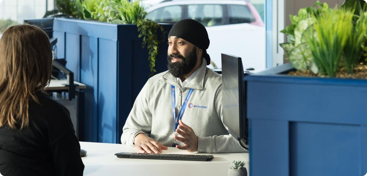Get in touch with Motorpoint