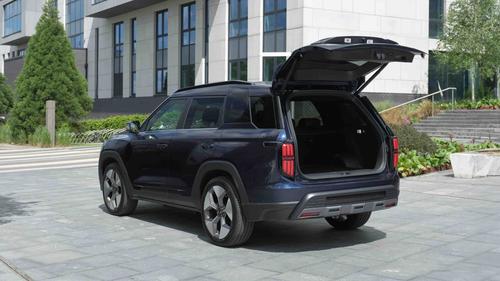 KGM Torres EVX with boot up