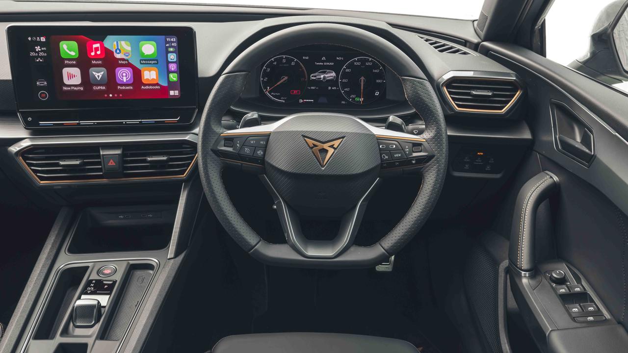 Cupra Leon interior