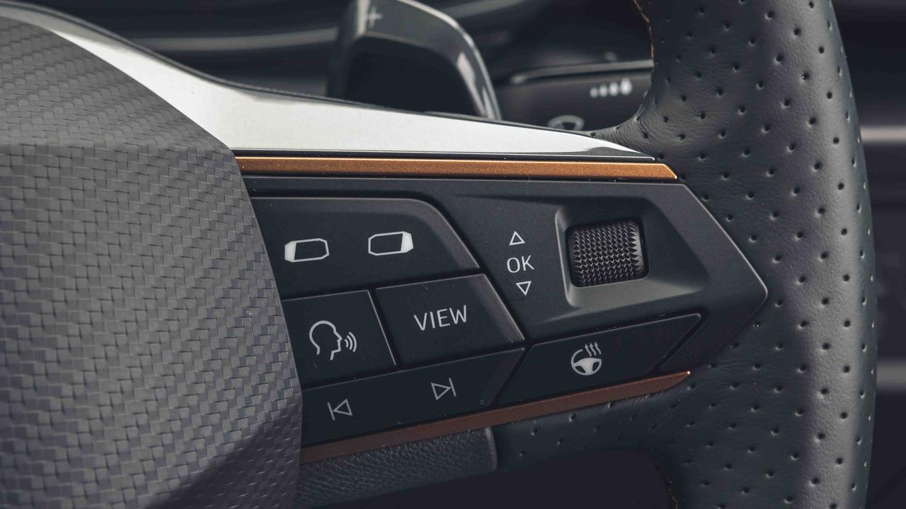 Cupra Leon steering wheel close up