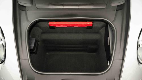Porsche 911 under bonnet storage