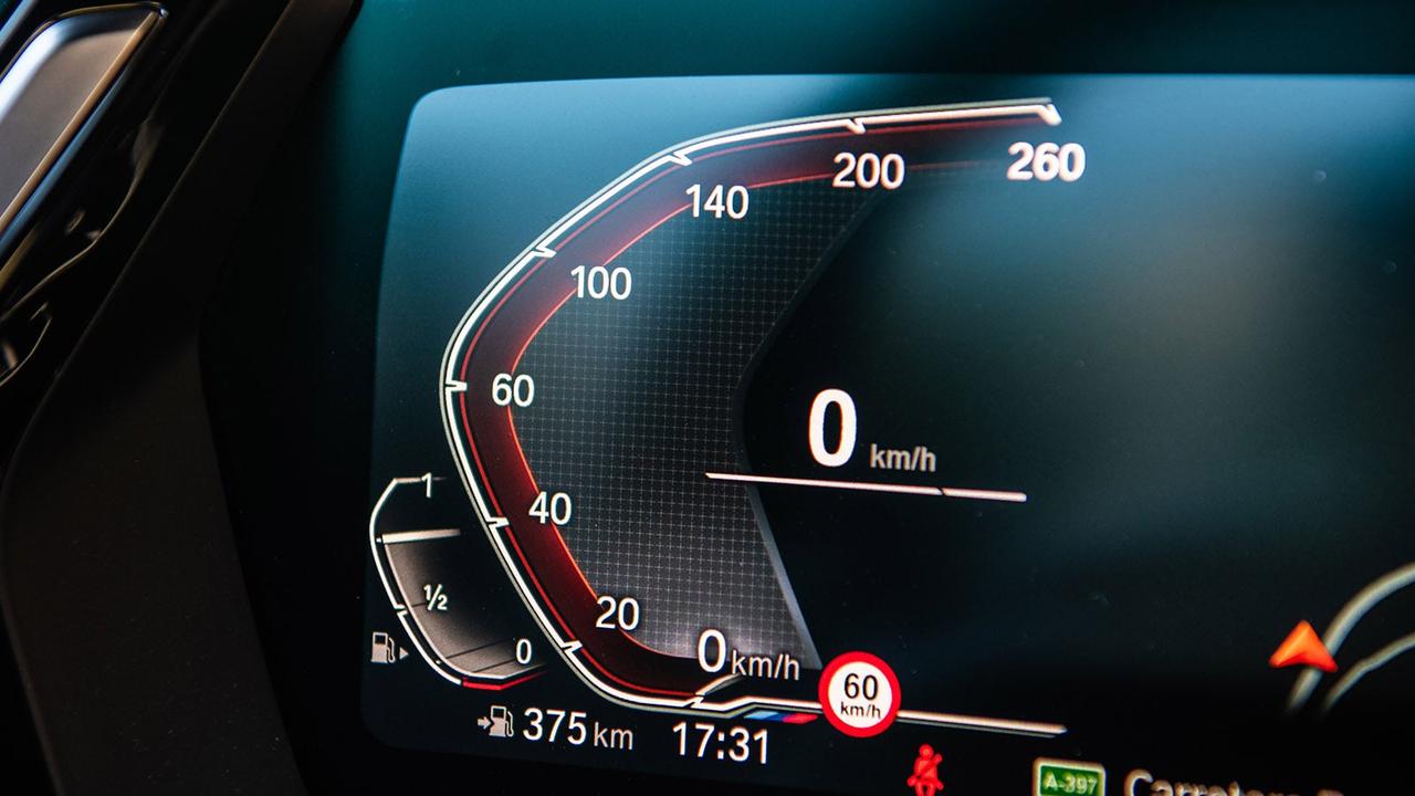 BMW Z4 review driver's dials