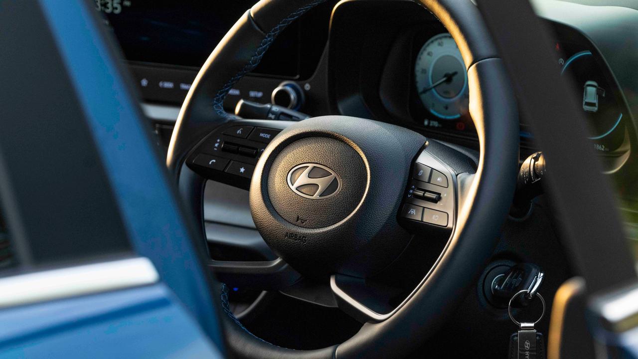 Hyundai Bayon steering wheel