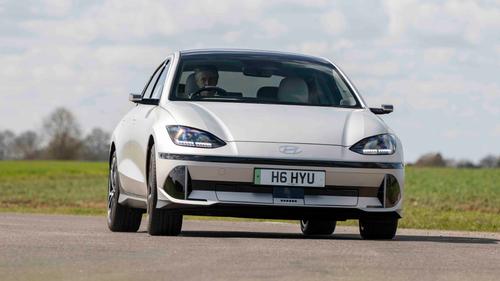 Hyundai Ioniq 6 driving front view