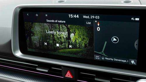 Hyundai Ioniq 6 'lively forest' soundscape screen