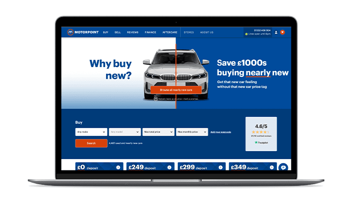 Laptop with Motorpoint website