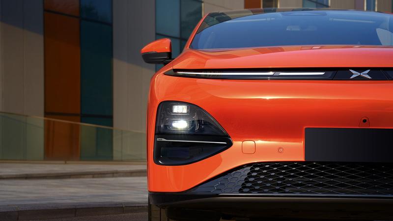 XPeng G6 in orange front