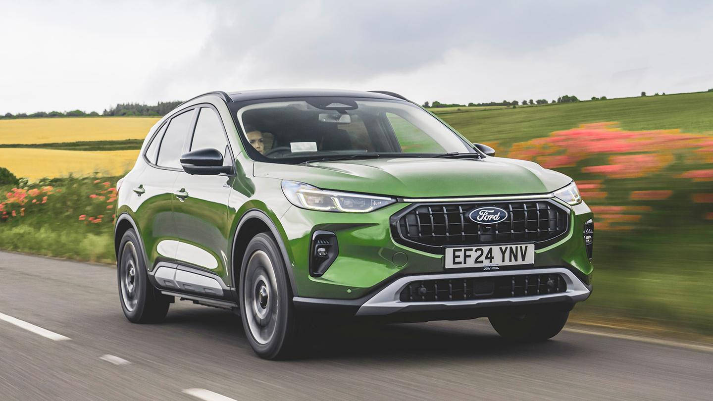 Ford Kuga driving
