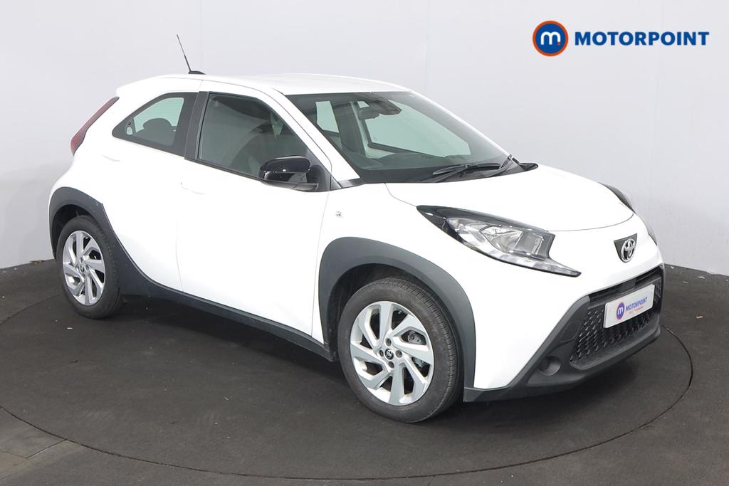 Toyota Aygo X Pure Manual Petrol Hatchback - Stock Number (1555615) - Drivers side front corner