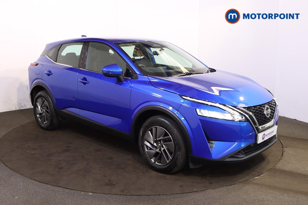 Nissan Qashqai Acenta Premium Automatic Petrol SUV - Stock Number (1557063) - Drivers side front corner