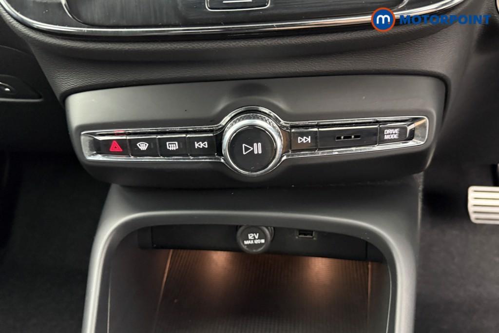 Volvo Xc40 R Design Automatic Petrol SUV - Stock Number (1565500) - 8th supplementary image