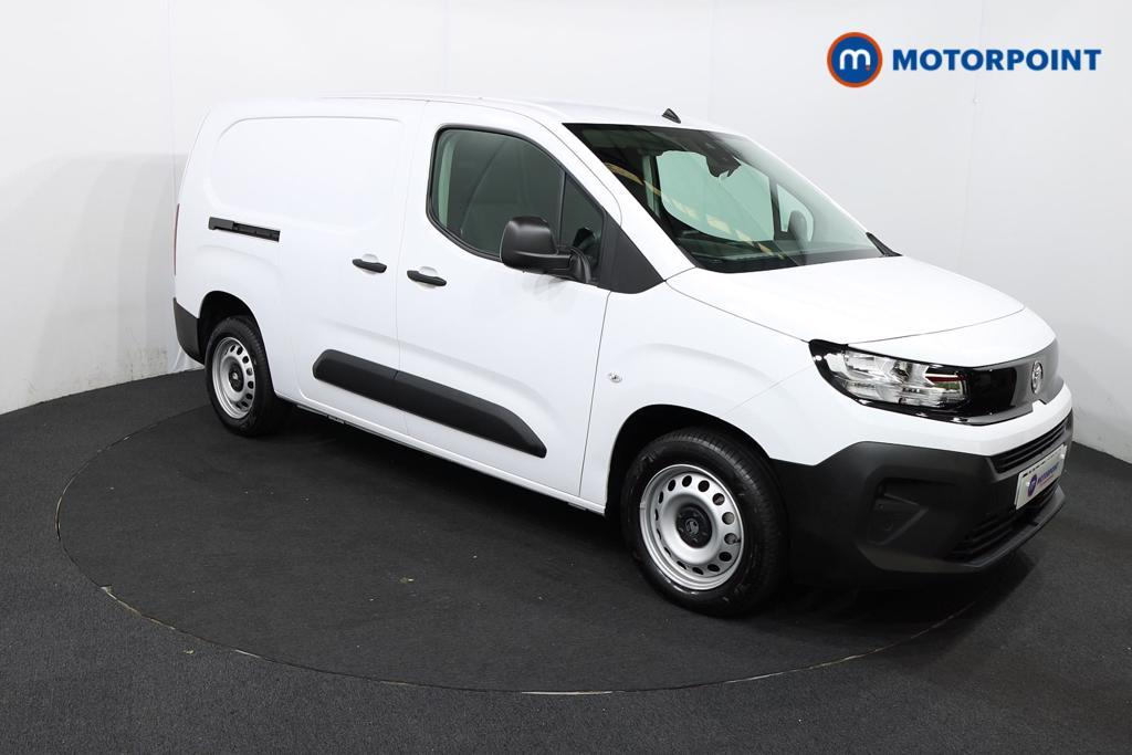 Vauxhall Combo Cargo Prime Manual Diesel Crew Bus - Stock Number (1567123) - Drivers side front corner