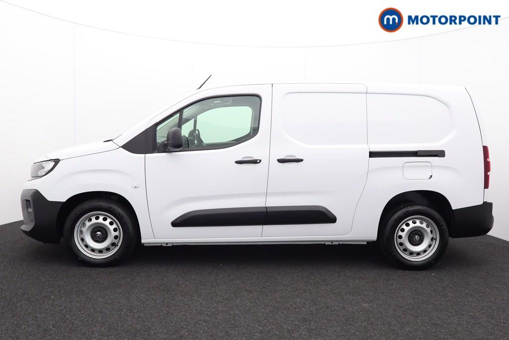 Vauxhall Combo Cargo Prime Manual Diesel Panel Van - Stock Number (1573229) - Passenger side
