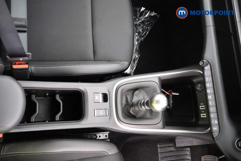 Jeep Avenger Altitude Manual Petrol SUV - Stock Number (1565136) - 8th supplementary image