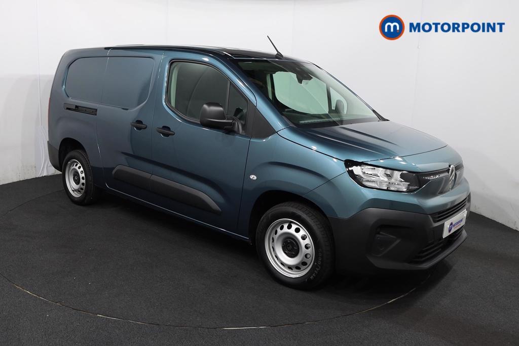 Citroen Berlingo Enterprise Manual Diesel Crew Bus - Stock Number (1571557) - Drivers side front corner