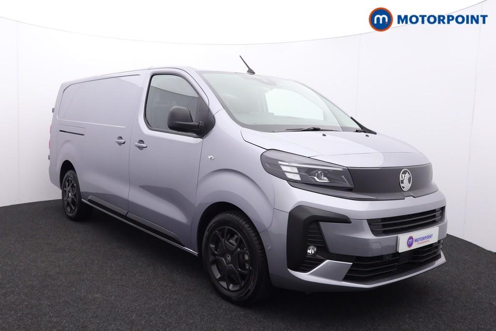 Vauxhall Vivaro PRO Manual Diesel Panel Van - Stock Number (1567152) - Drivers side front corner