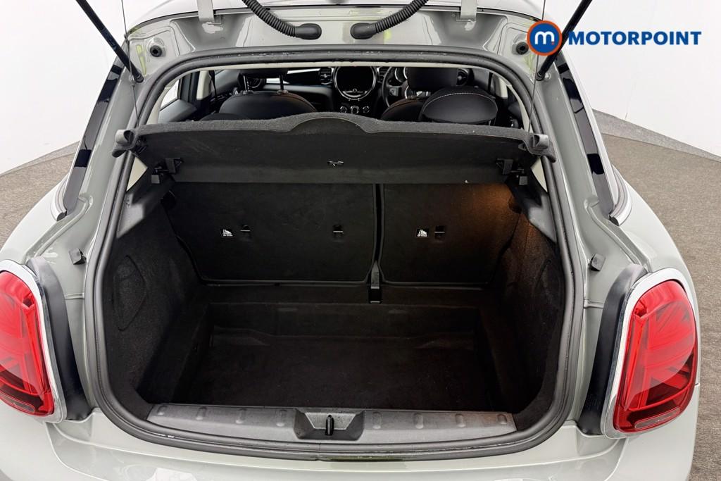 Mini Hatchback Cooper Classic Manual Petrol Hatchback - Stock Number (1574310) - 8th supplementary image