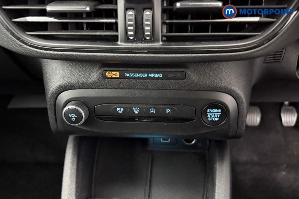Ford Focus St-Line Manual Petrol Hatchback - Stock Number (1577823) - 8th supplementary image