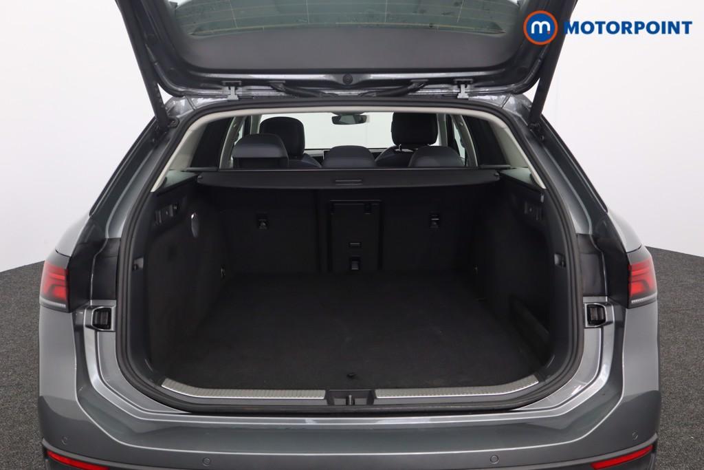 Volkswagen Passat Life Automatic Petrol Plug-In Hybrid Estate - Stock Number (1581854) - 8th supplementary image