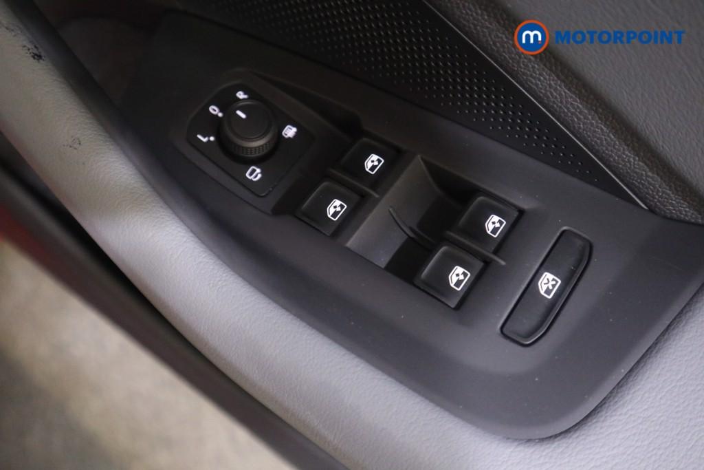 Volkswagen Passat Life Automatic Petrol Plug-In Hybrid Estate - Stock Number (1578083) - 8th supplementary image