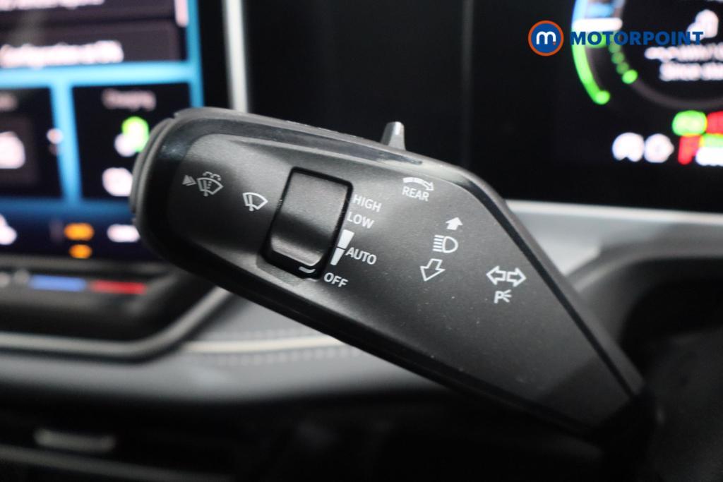 Volkswagen Passat Life Automatic Petrol Plug-In Hybrid Estate - Stock Number (1578103) - 8th supplementary image