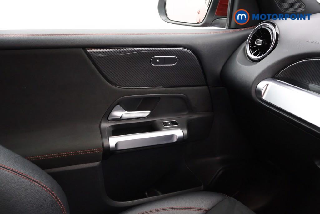 Mercedes-Benz GLB Amg Line Automatic Petrol SUV - Stock Number (1581451) - 8th supplementary image