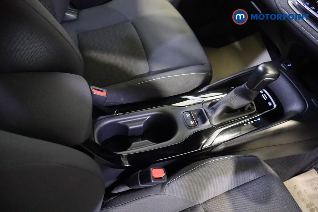 Toyota Corolla Design Automatic Petrol-Electric Hybrid Estate - Stock Number (1584458) - 8th supplementary image