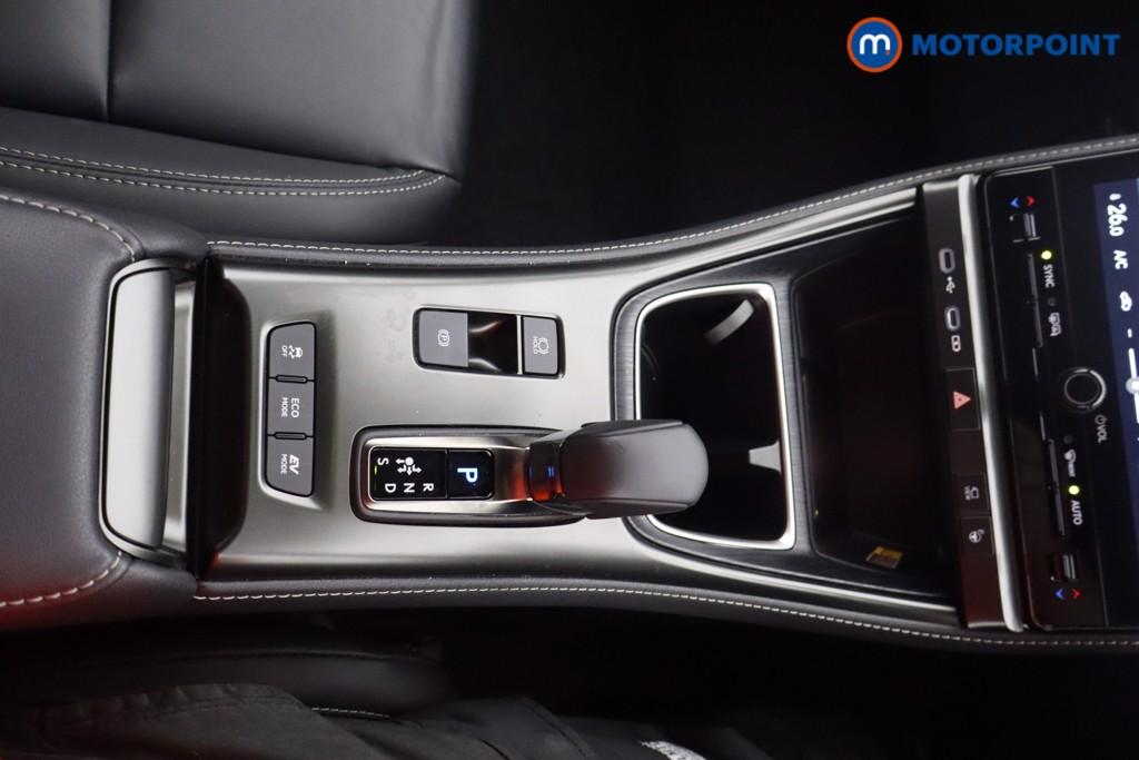 Lexus LBX Takumi Automatic Petrol-Electric Hybrid SUV - Stock Number (1582286) - 8th supplementary image