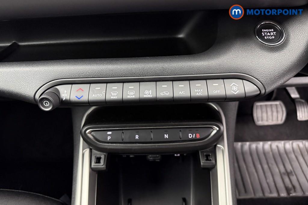 Jeep Avenger Summit Automatic Electric SUV - Stock Number (1584616) - 8th supplementary image