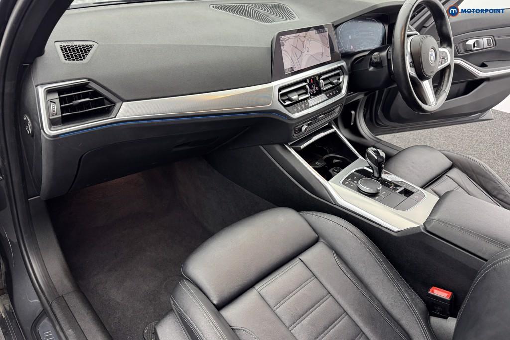 BMW 3 Series M Sport Automatic Petrol Plug-In Hybrid Saloon - Stock Number (1585579) - 8th supplementary image