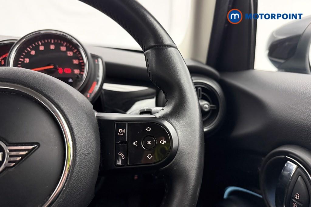 Mini Hatchback Cooper Classic Manual Petrol Hatchback - Stock Number (1577957) - 8th supplementary image