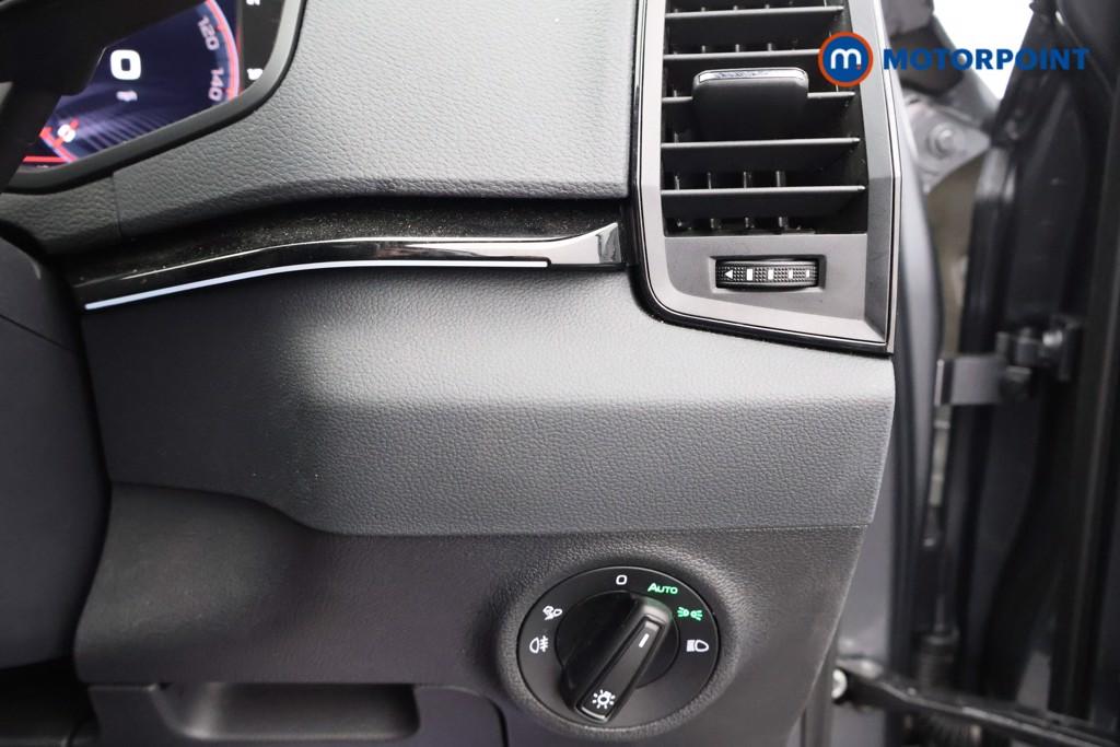 Skoda Karoq Sportline Edition Automatic Petrol SUV - Stock Number (1582569) - 8th supplementary image