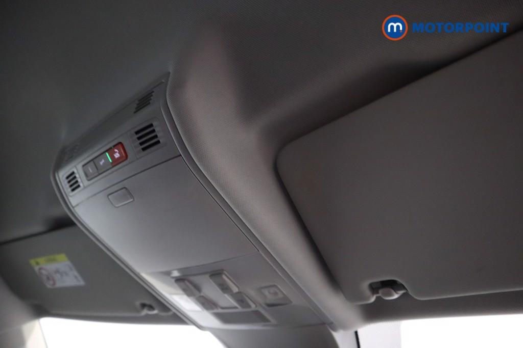 Volkswagen Tiguan Life Manual Petrol SUV - Stock Number (1584117) - 8th supplementary image