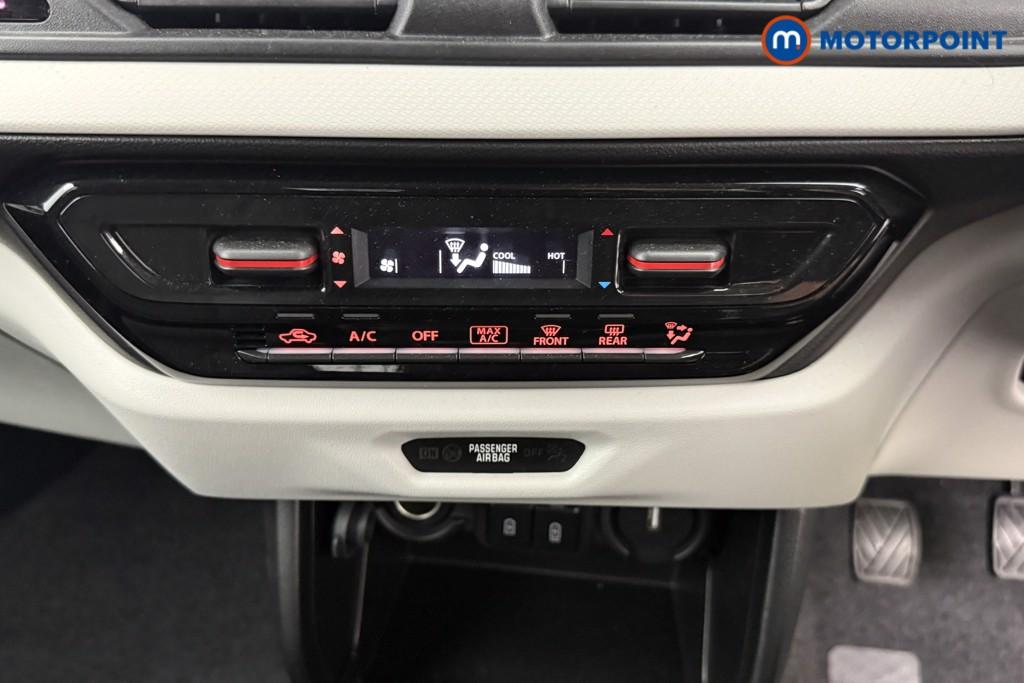 Suzuki Swift Motion Manual Petrol Hatchback - Stock Number (1585088) - 8th supplementary image