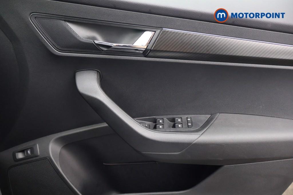 Skoda Karoq Sportline Edition Automatic Petrol SUV - Stock Number (1582567) - 8th supplementary image