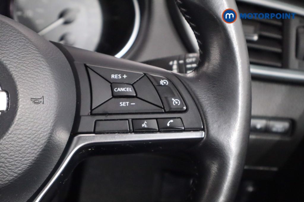 Nissan Qashqai Acenta Premium Manual Diesel SUV - Stock Number (1587333) - 8th supplementary image