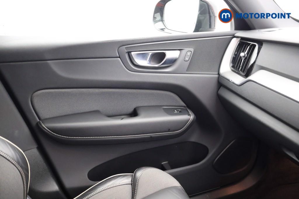 Volvo Xc60 R Design Automatic Diesel SUV - Stock Number (1565596) - 8th supplementary image