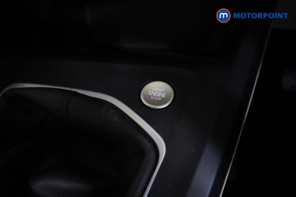 Volkswagen Golf Life Manual Petrol Hatchback - Stock Number (1579157) - 8th supplementary image