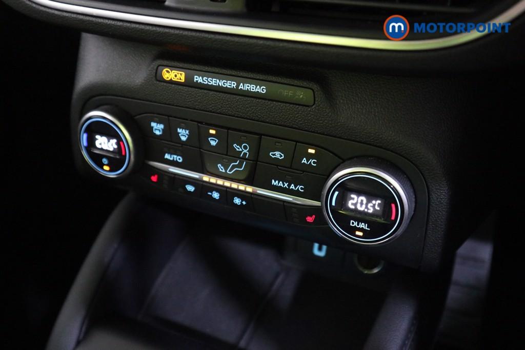 Ford Focus Titanium Manual Petrol Hatchback - Stock Number (1588175) - 8th supplementary image