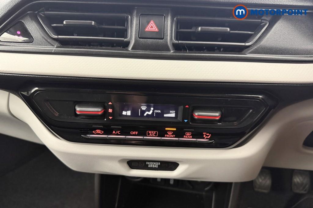 Suzuki Swift Motion Manual Petrol Hatchback - Stock Number (1585094) - 8th supplementary image