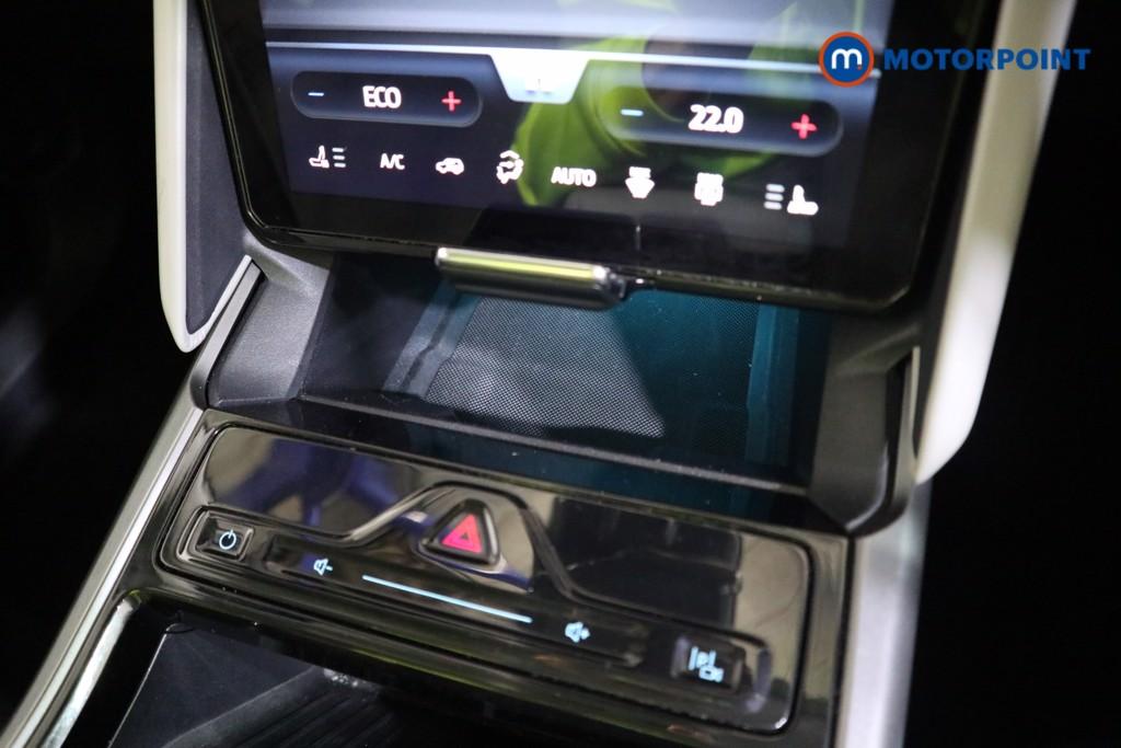 Ford Explorer Select Automatic Electric SUV - Stock Number (1586201) - 8th supplementary image